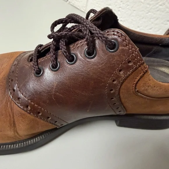 Classic Brown Rockport Derby Leather Men's Shoes - Picture 9 of 11
